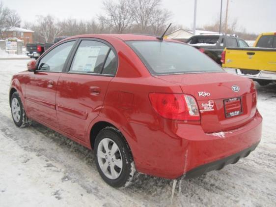 Kia Rio 2011 photo 2