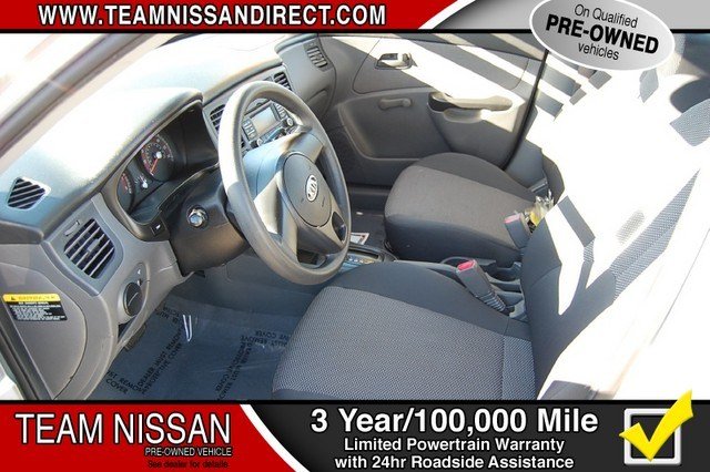 Kia Rio 2011 photo 4