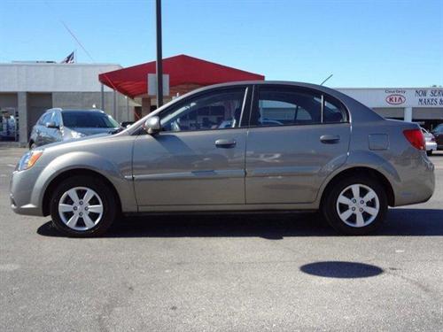 Kia Rio 2011 photo 1