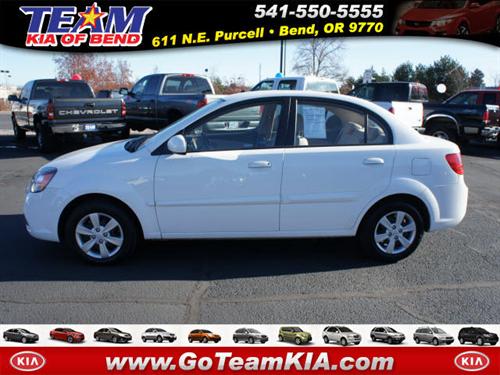 Kia Rio 2011 photo 1