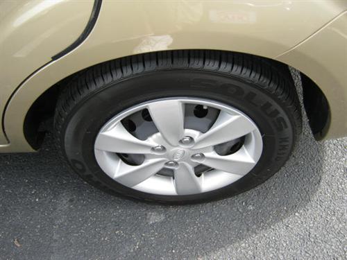 Kia Rio 2011 photo 3