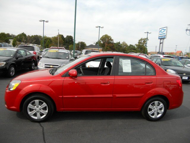 Kia Rio Elk Conversion Van Unspecified