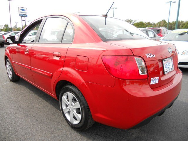Kia Rio 2011 photo 4