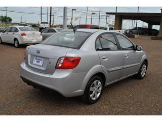 Kia Rio 2011 photo 2