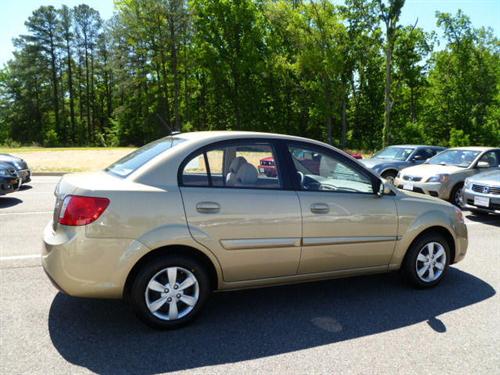 Kia Rio 2011 photo 4