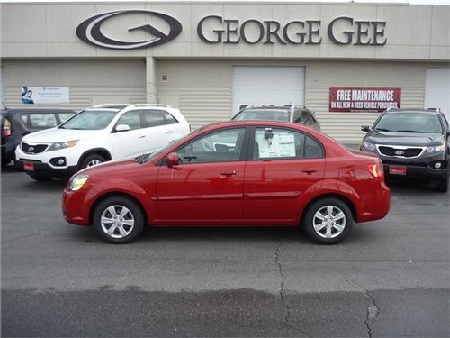 Kia Rio Elk Conversion Van Sedan