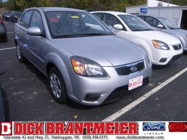 Kia Rio 2011 photo 3