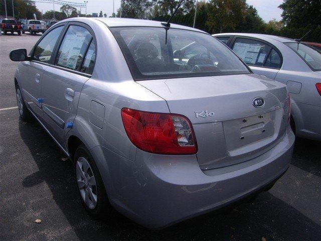 Kia Rio 2011 photo 1