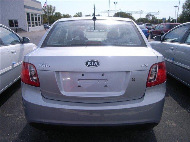 Kia Rio 2011 photo 2