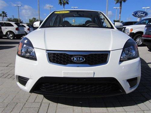 Kia Rio 2011 photo 1