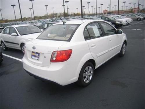 Kia Rio 2011 photo 4