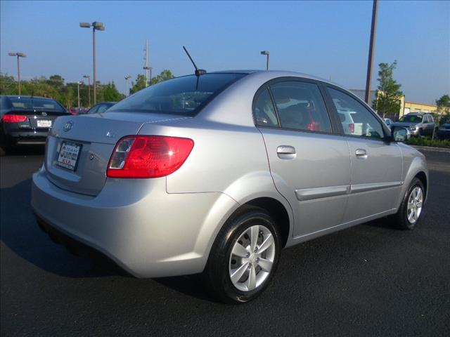 Kia Rio 2011 photo 3