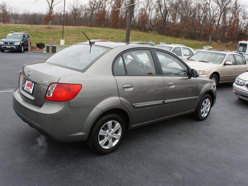 Kia Rio 2011 photo 3
