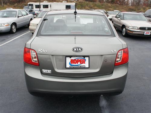 Kia Rio 2011 photo 4