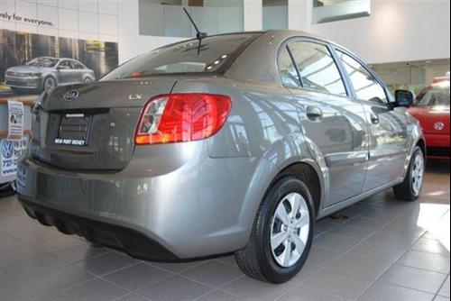 Kia Rio 2011 photo 4