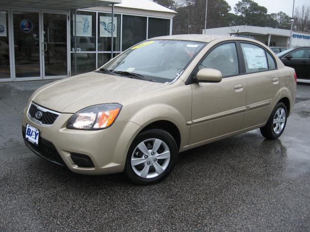 Kia Rio Elk Conversion Van Sedan