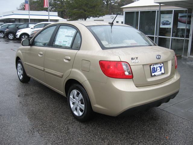 Kia Rio 2011 photo 2