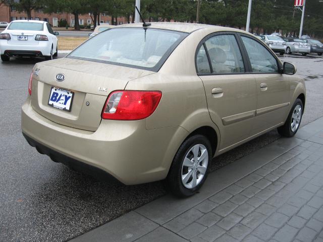 Kia Rio 2011 photo 3