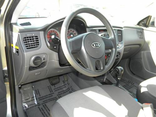 Kia Rio 2011 photo 5