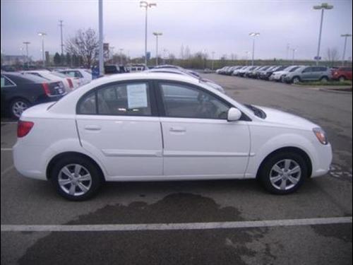 Kia Rio 2011 photo 3