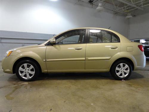 Kia Rio 2011 photo 4