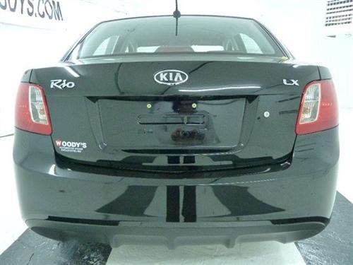 Kia Rio 2011 photo 5