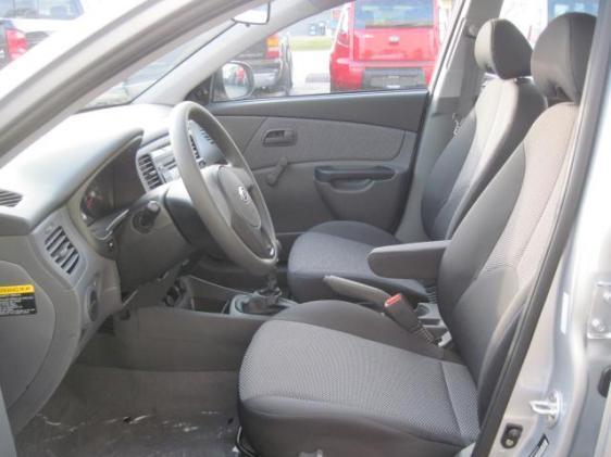 Kia Rio 2011 photo 2