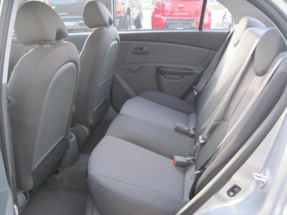 Kia Rio 2011 photo 3