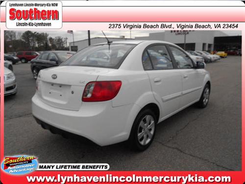 Kia Rio 2011 photo 2