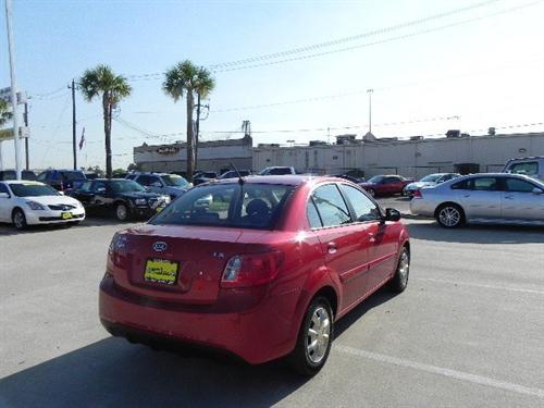 Kia Rio 2011 photo 5