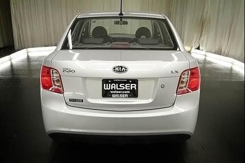 Kia Rio 2011 photo 5