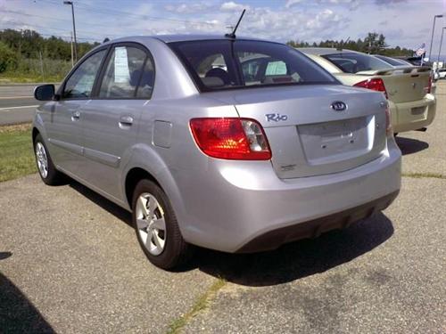 Kia Rio Extra Cab 4x4 Other