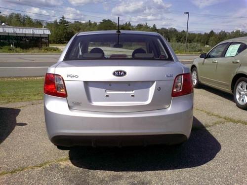 Kia Rio 2011 photo 1