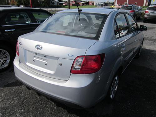 Kia Rio 2011 photo 1