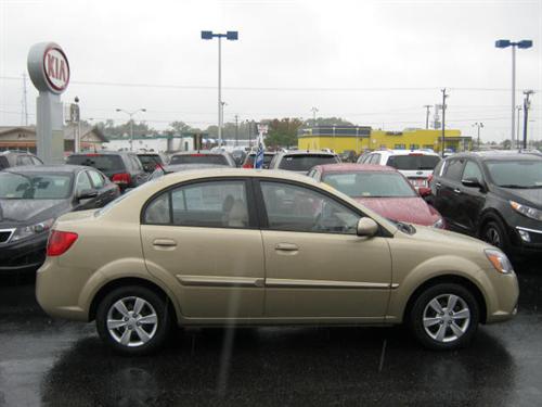 Kia Rio 2011 photo 4