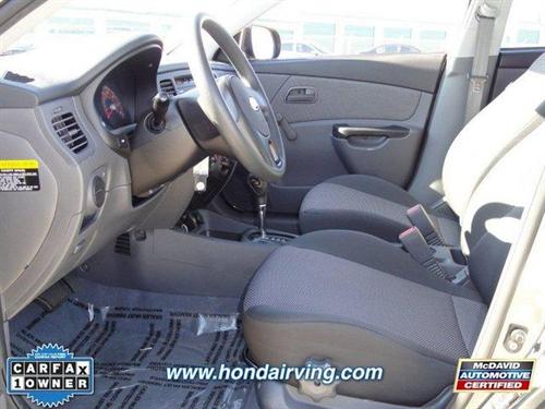 Kia Rio 2011 photo 2