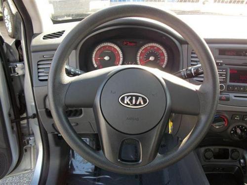 Kia Rio 2011 photo 3