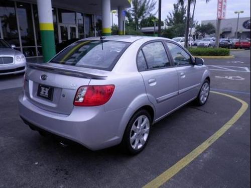 Kia Rio 2011 photo 1