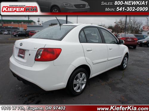 Kia Rio 2011 photo 2