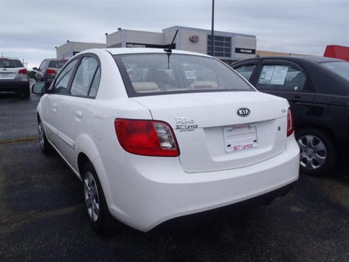 Kia Rio 2011 photo 1