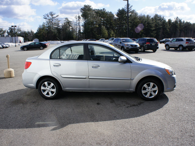 Kia Rio 2011 photo 3