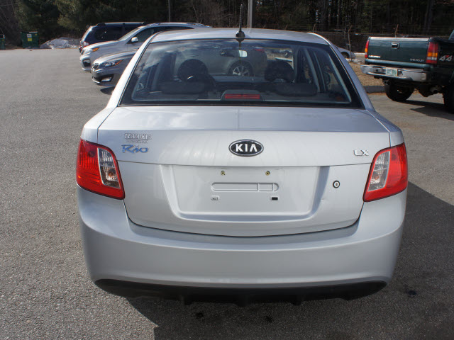 Kia Rio 2011 photo 5