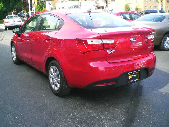 Kia Rio 2012 photo 3