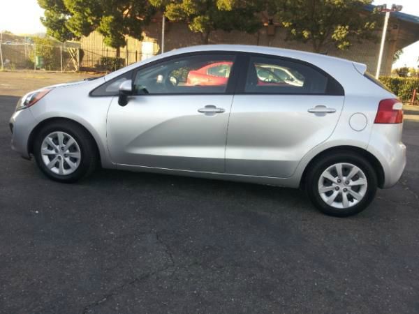 Kia Rio 2012 photo 4