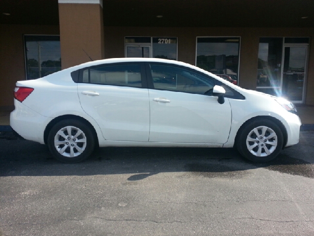 Kia Rio 2013 photo 4