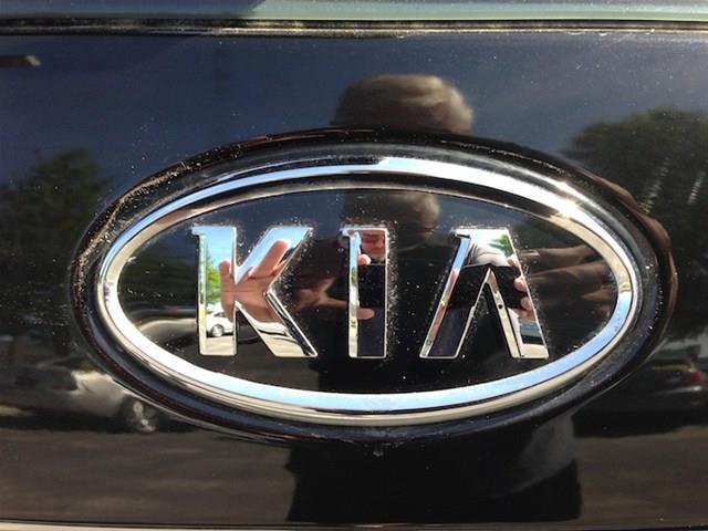 Kia Rio5 2006 photo 28