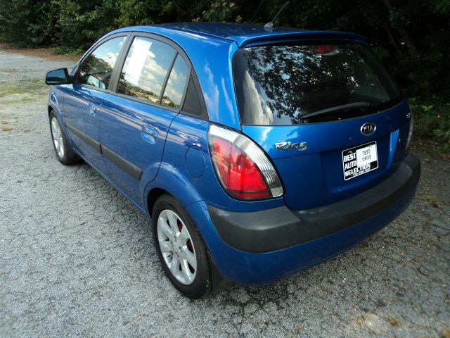 Kia Rio5 2008 photo 1