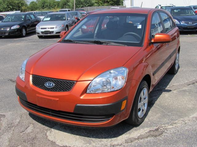 Kia Rio5 Elk Conversion Van Hatchback