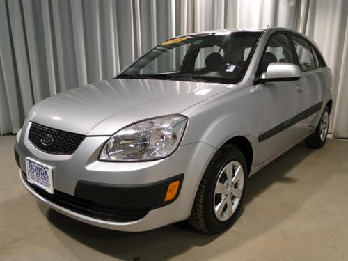 Kia Rio5 2008 photo 1