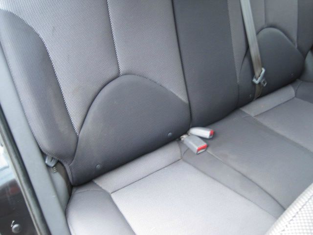 Kia Rio5 AWD, REAR DVD, Navigation, 3RD ROW, Mem/heat Seats Hatchback